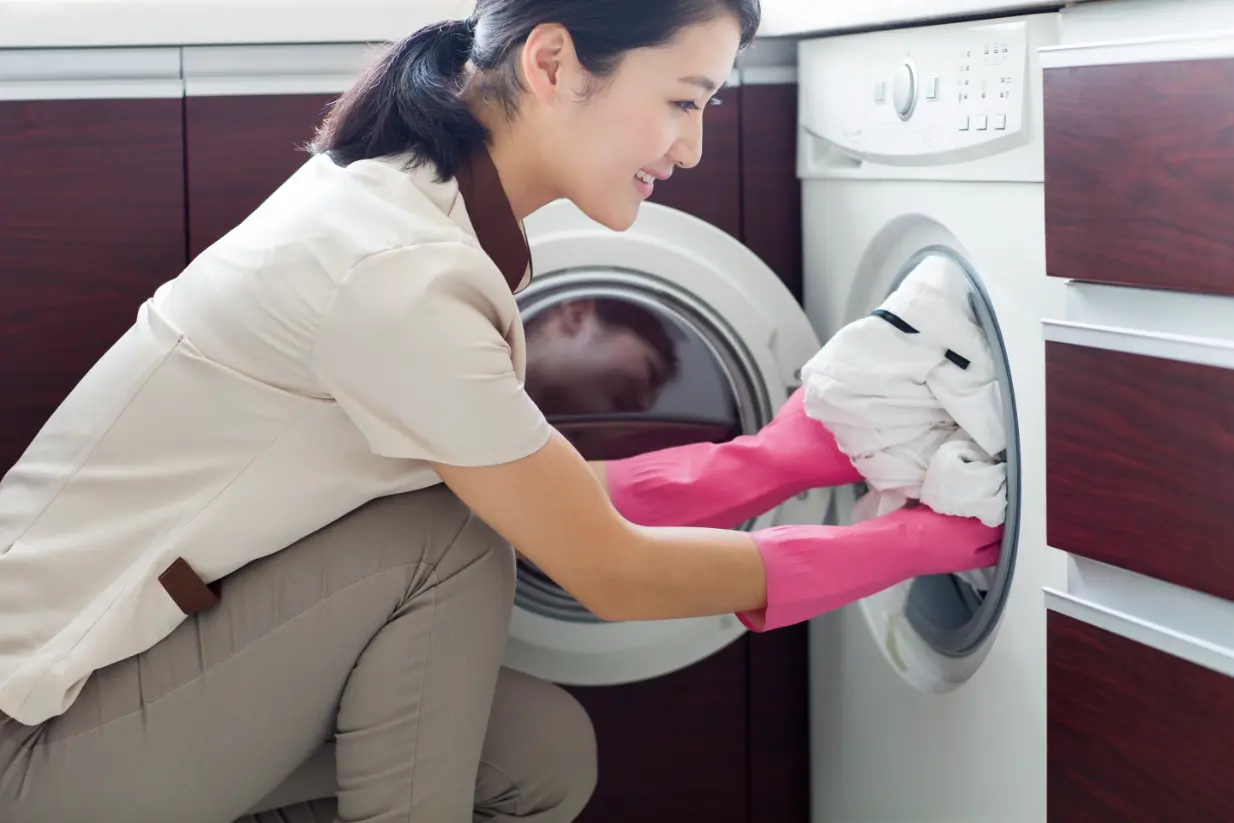Read more about the article What Are the Benefits of Professional Indoor Disinfection Cleaning Services in Malaysia? 